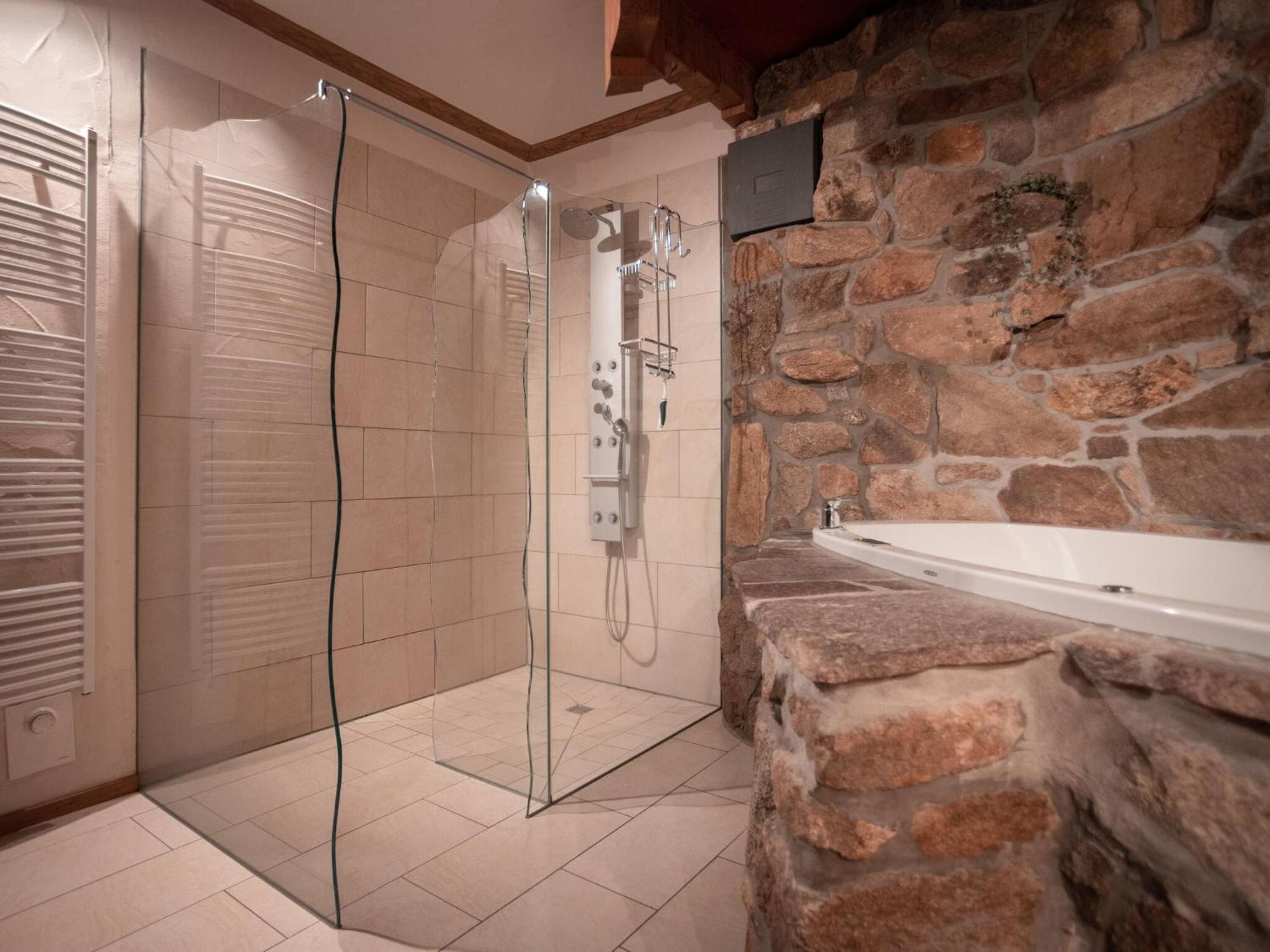 Holiday Home With Whirlpool And Sauna In 비에탁 외부 사진
